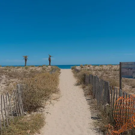 Apartment Le Petit Coquillage - Access- Private Parking Le Barcares